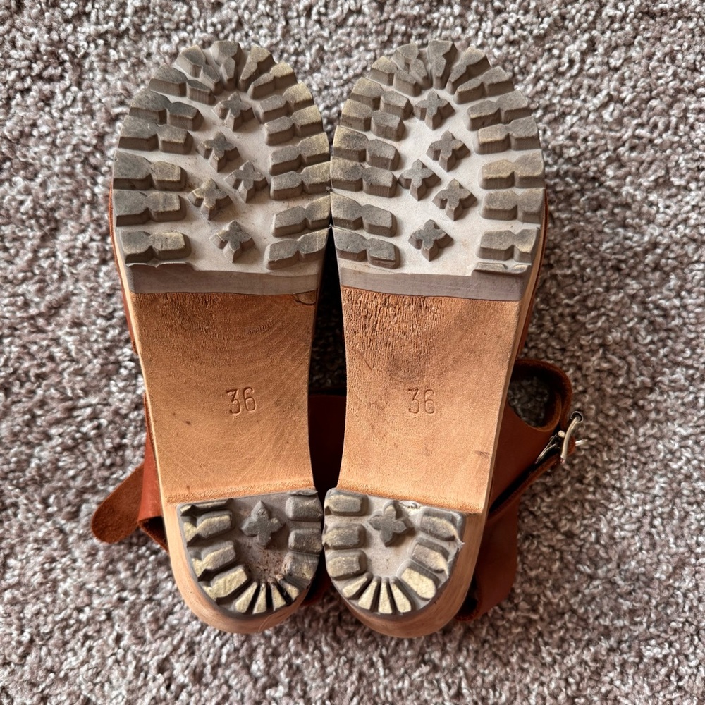 MIA Brown Leather Abba Clogs Size 36 US 6 Luggage Swedish 70’s Hippie Boho - Picture 9 of 11